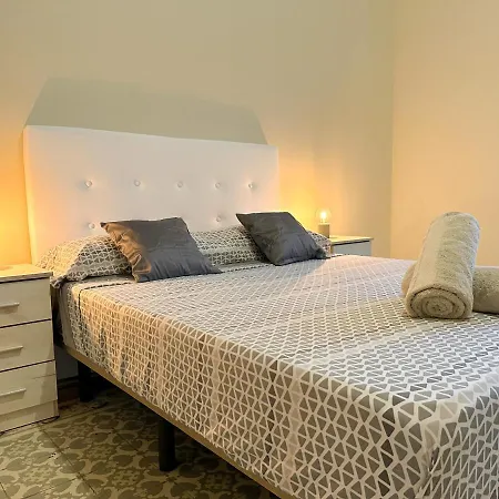 Casa Gaudi Apartment